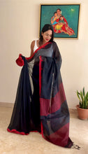 Load image into Gallery viewer, Bengal cotton handloom saree - Black &amp; Red
