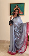 Load image into Gallery viewer, Bengal cotton handloom saree - Grey &amp; Red
